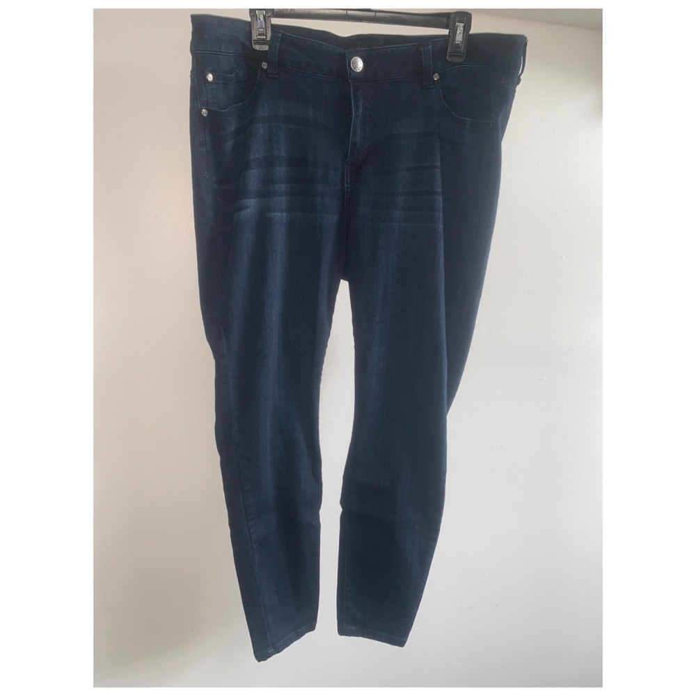 Celebrity pink midrise  dark skinny jeans size 20